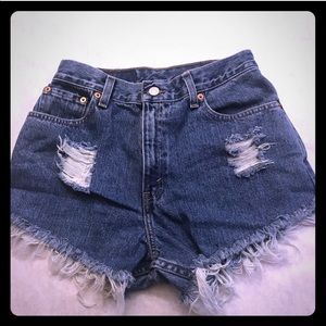 Distressed Levi’s Jean Shorts